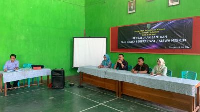 Bantuan Siswa Berprestasi dan Siswa Kurang mampu