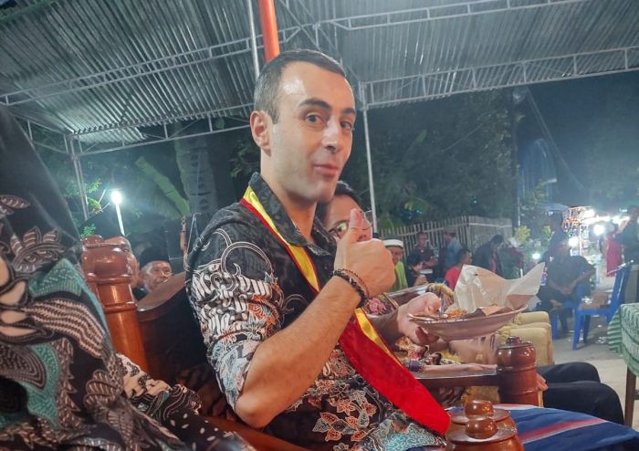 Pagelaran Wayang Kulit di Dukuh Wonosari: Merayakan Sedekah Bumi dengan Lakon  02