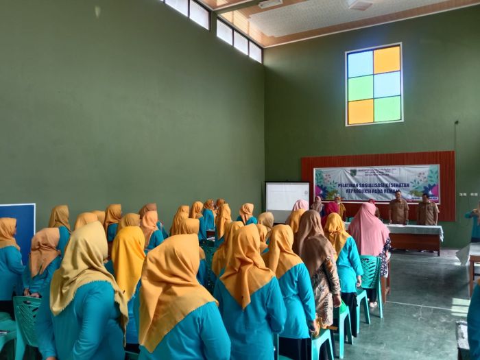 Sosialisasi Kesehatan Reproduksi untuk Remaja Desa Wonosari: Membangun Kesadaran Sejak Dini 01