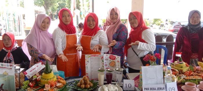 Desa Wonosari Juarai Lomba Menghias Tumpeng se-Kecamatan Kebumen HUT RI ke-79 02