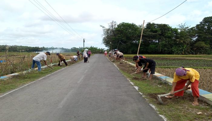 Kerja  Bakti Rutin  02