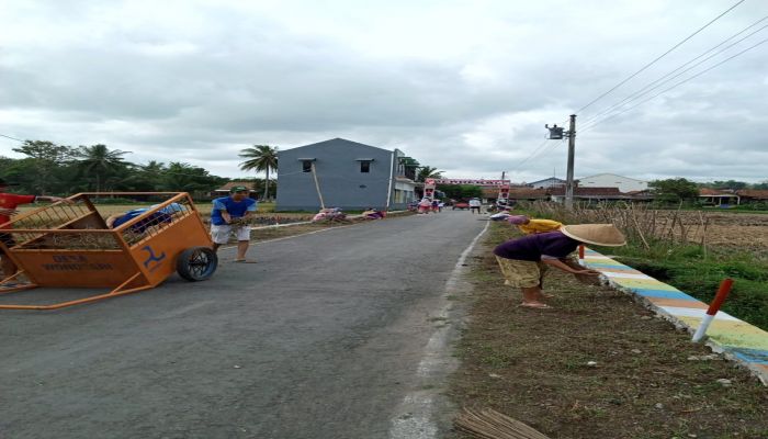 Kerja  Bakti Rutin  03