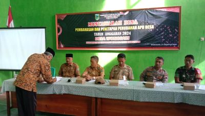 Transparansi Anggaran: Desa Wonosari Gelar Musyawarah Penetapan Perubahan APBDes 2024